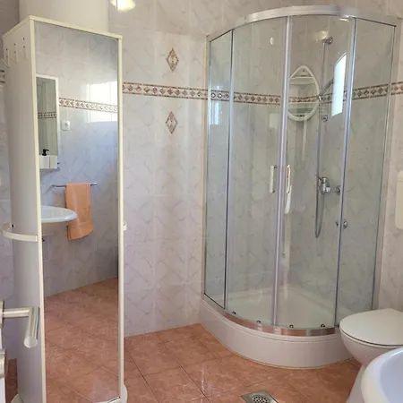 Vanesa & Nikolina Apartman *