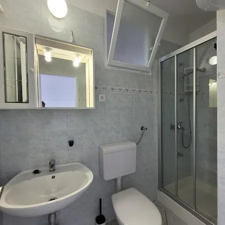 Vanesa & Nikolina Mali Losinj