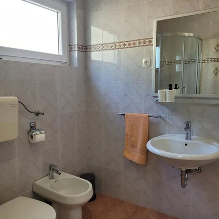 Vanesa & Nikolina Apartman *